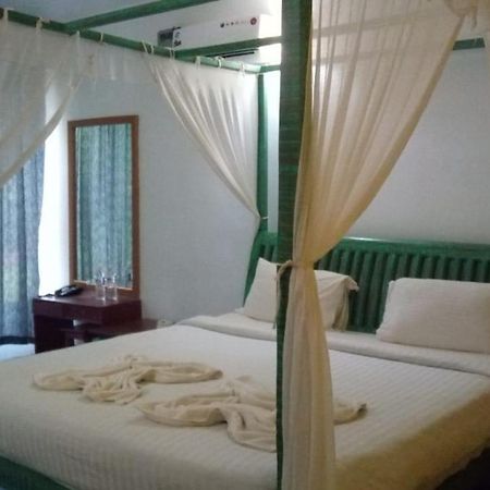 Rock Bite Hotel Морджим Екстериор снимка